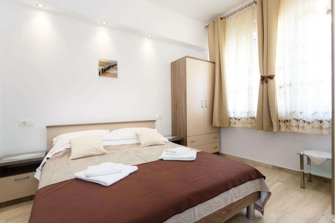 Apartment Rosemary 24 Krk Town Exterior photo